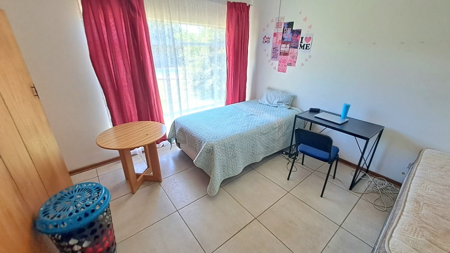 10 Bedroom Property for Sale in Universitas Free State